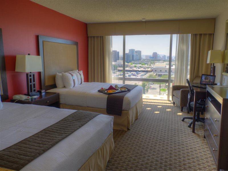 Holiday Inn Express & Suites Phoenix - Midtown, An Ihg Hotel Dış mekan fotoğraf